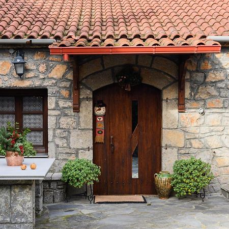 Guesthouse Karahalios ポルドロソス エクステリア 写真