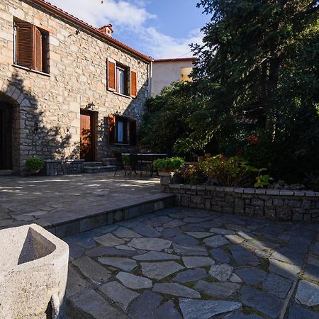 Guesthouse Karahalios ポルドロソス エクステリア 写真
