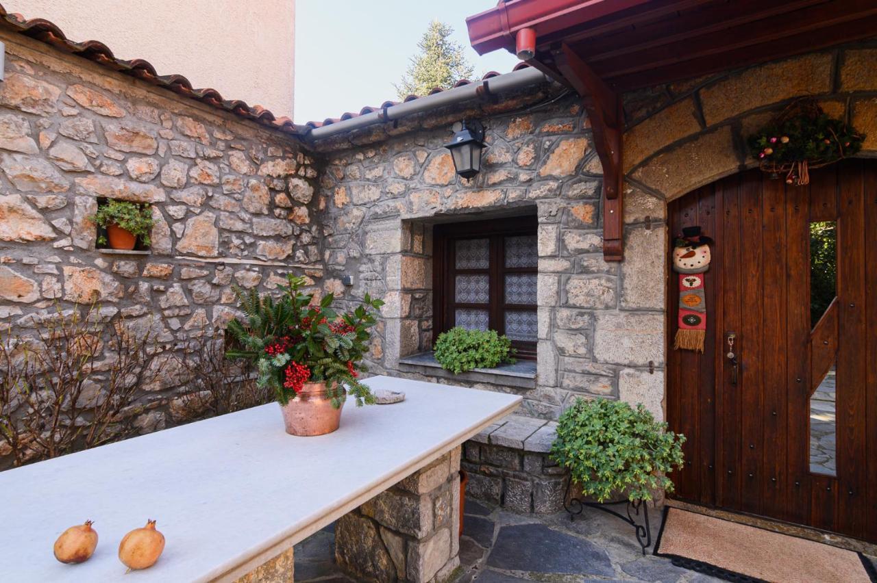 Guesthouse Karahalios ポルドロソス エクステリア 写真